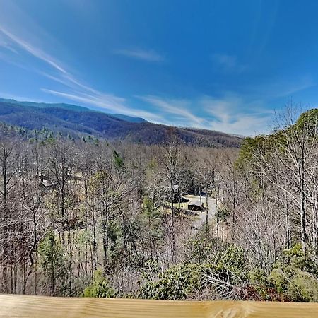 Naughty By Nature Gatlinburg Exterior photo